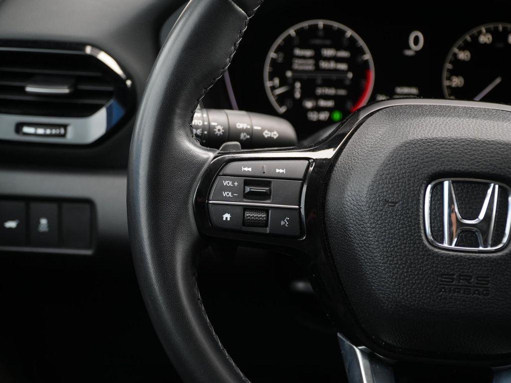 used 2025 Honda Pilot car, priced at $41,990