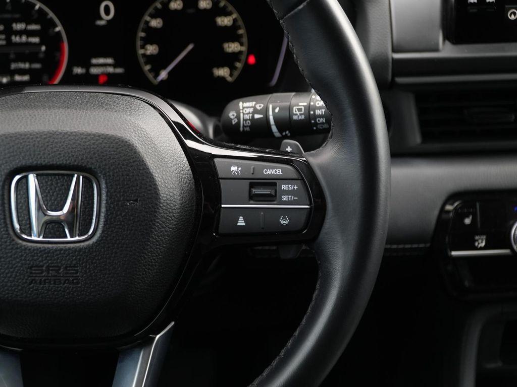 used 2025 Honda Pilot car, priced at $41,990