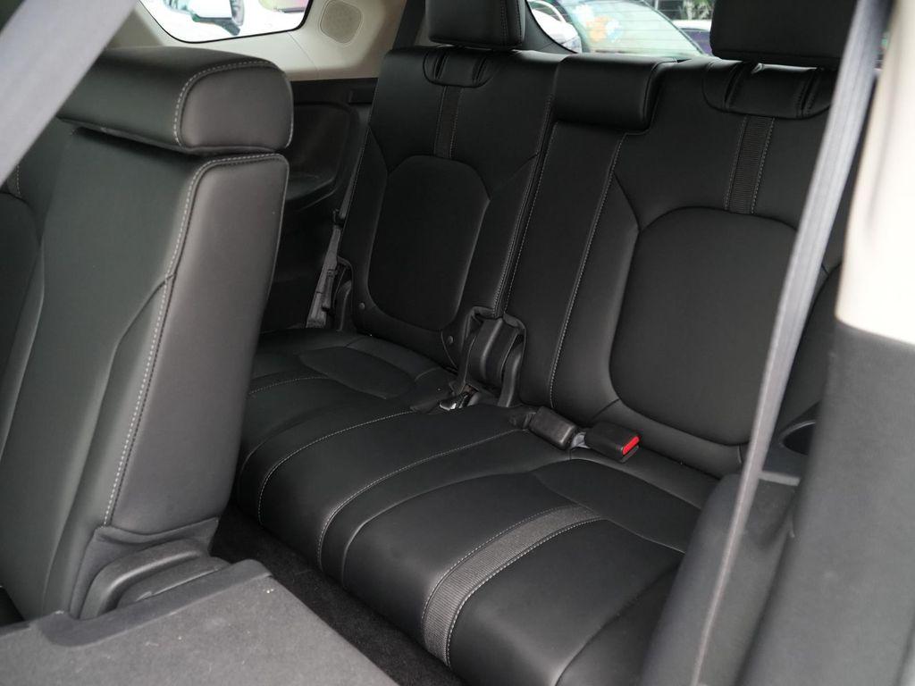 used 2025 Honda Pilot car, priced at $41,990