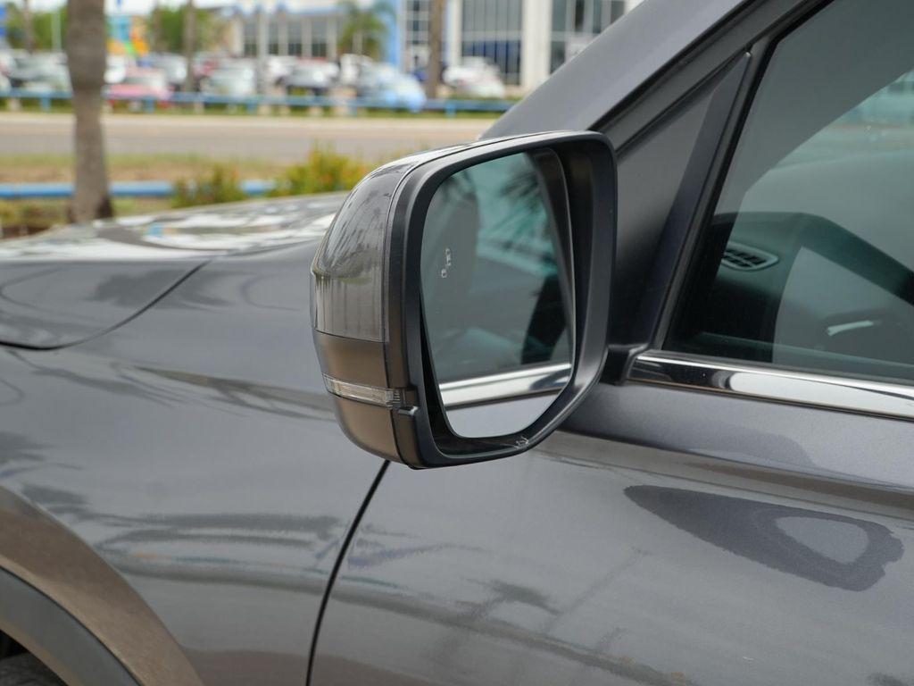 used 2025 Honda Pilot car, priced at $41,990