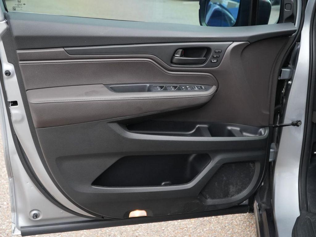 used 2023 Honda Odyssey car, priced at $33,574