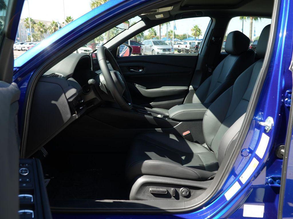 new 2025 Honda Accord Hybrid car, priced at $35,544