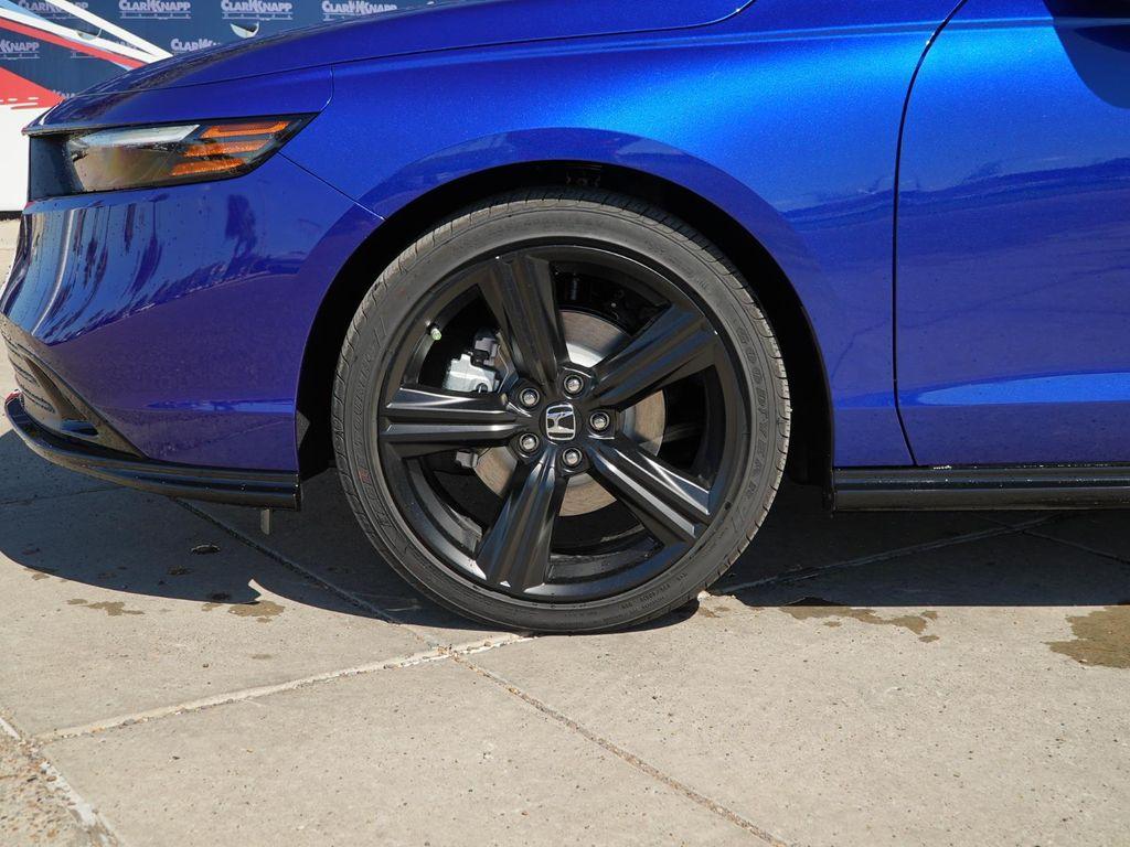 new 2025 Honda Accord Hybrid car, priced at $35,544