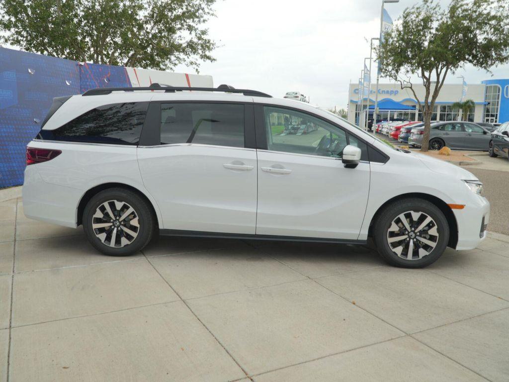 new 2027 Honda Odyssey car, priced at $46,290