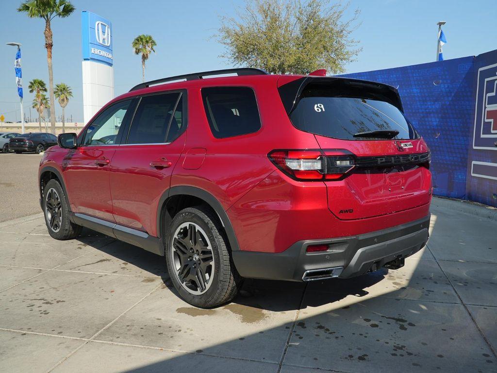 new 2026 Honda Pilot car, priced at $55,192