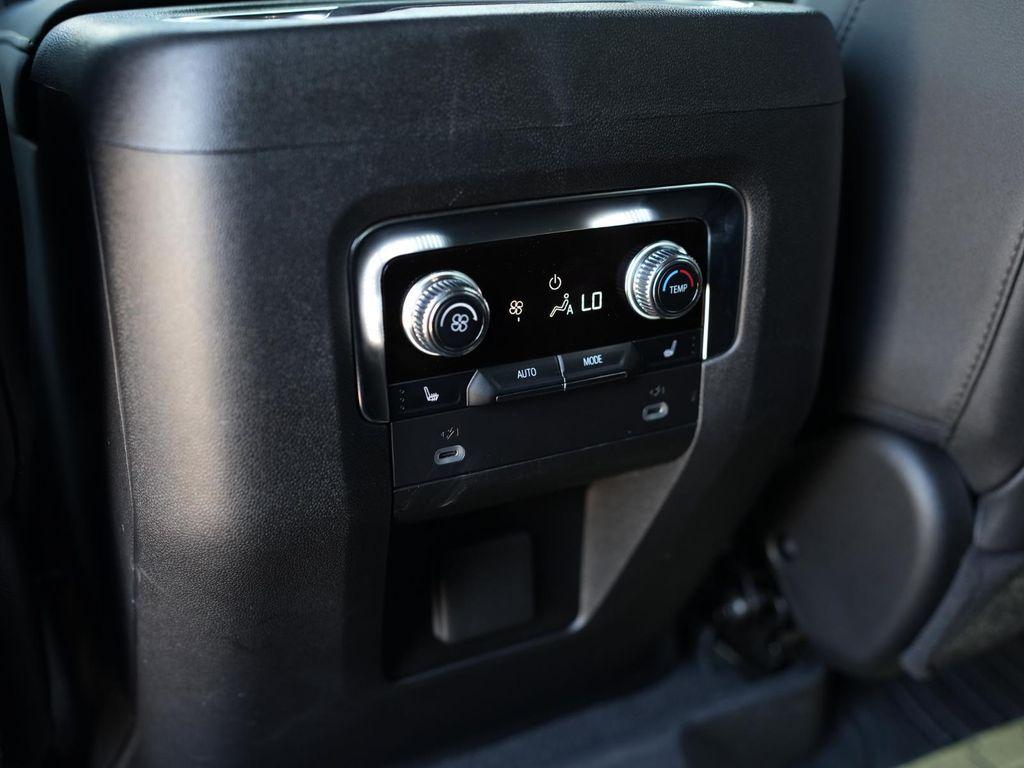 used 2024 GMC Yukon car, priced at $65,590