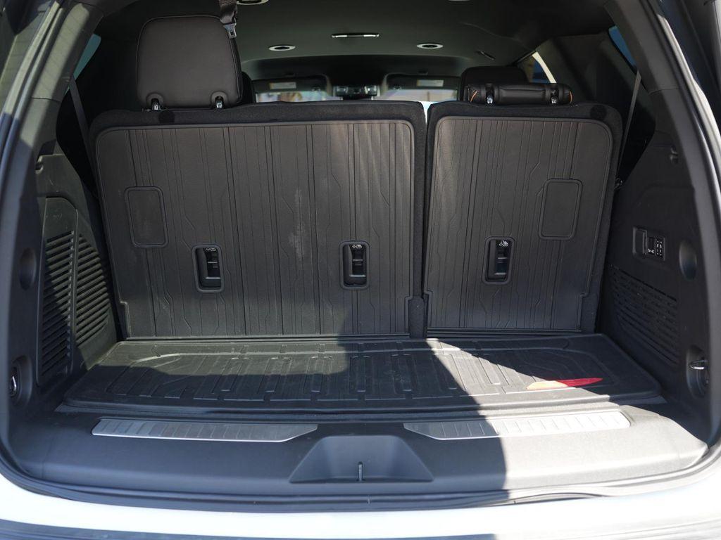 used 2024 GMC Yukon car, priced at $65,590