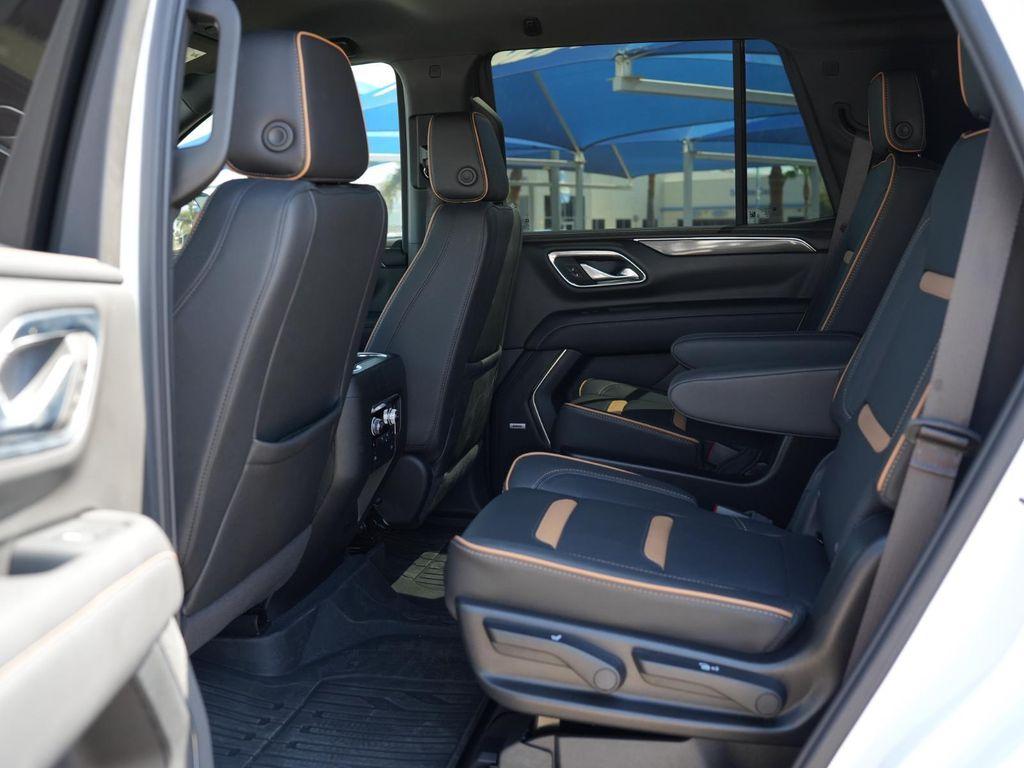 used 2024 GMC Yukon car, priced at $65,590