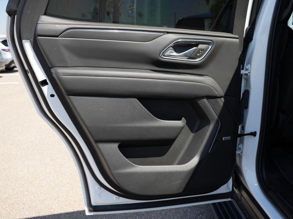 used 2024 GMC Yukon car, priced at $65,590