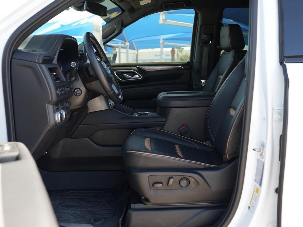 used 2024 GMC Yukon car, priced at $65,590