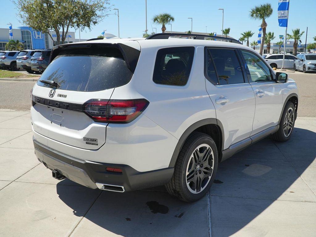 new 2026 Honda Pilot car, priced at $55,192