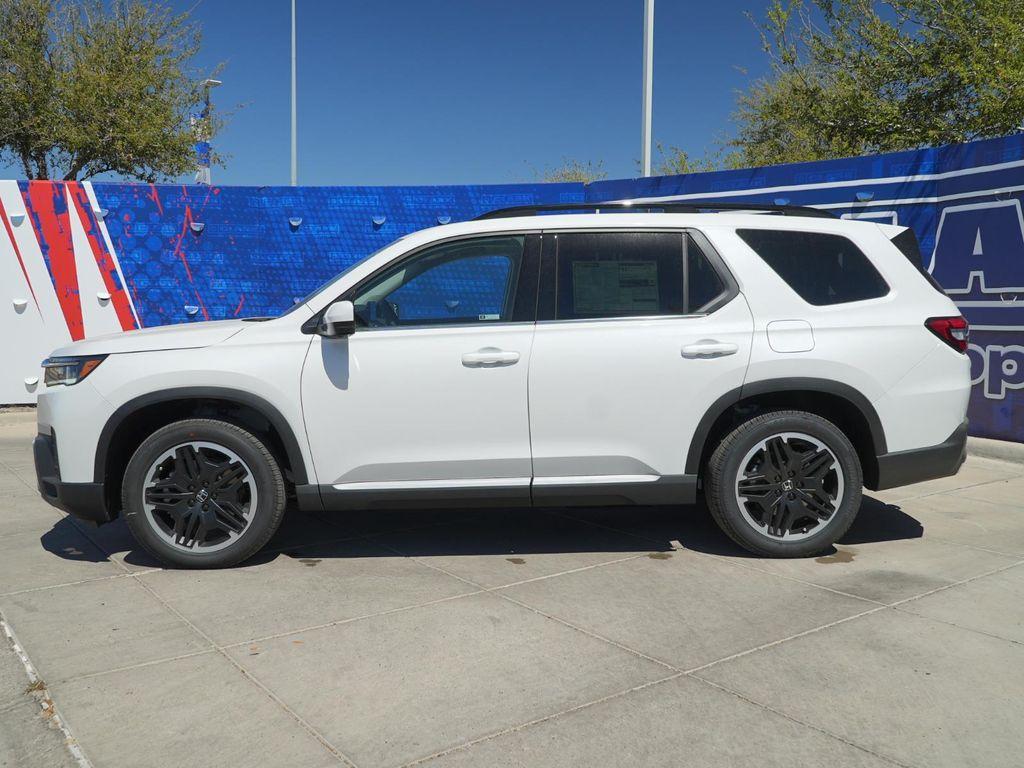 new 2026 Honda Pilot car, priced at $55,192