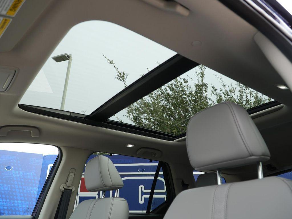 new 2025 Honda Pilot car, priced at $51,691