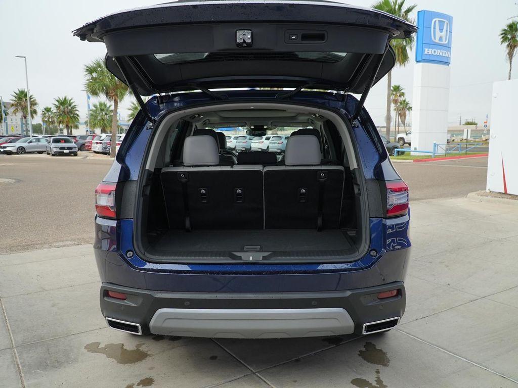 new 2025 Honda Pilot car, priced at $51,691