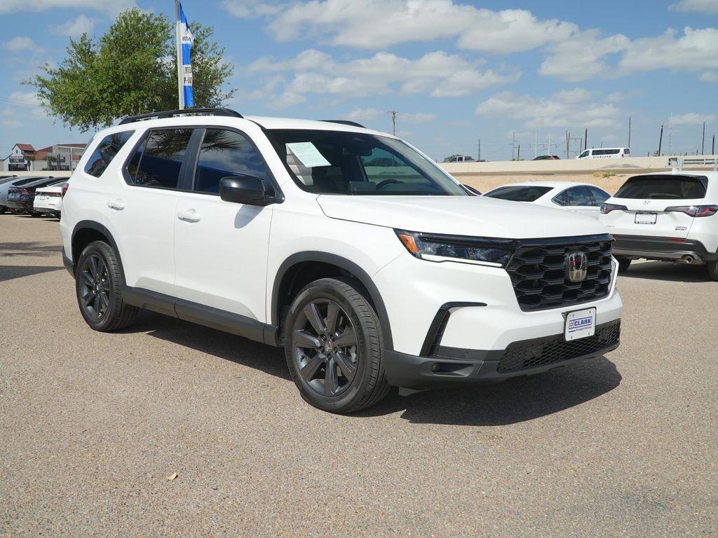 used 2025 Honda Pilot car, priced at $39,288