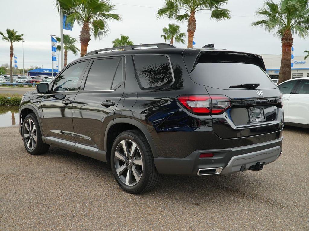 used 2025 Honda Pilot car, priced at $44,988