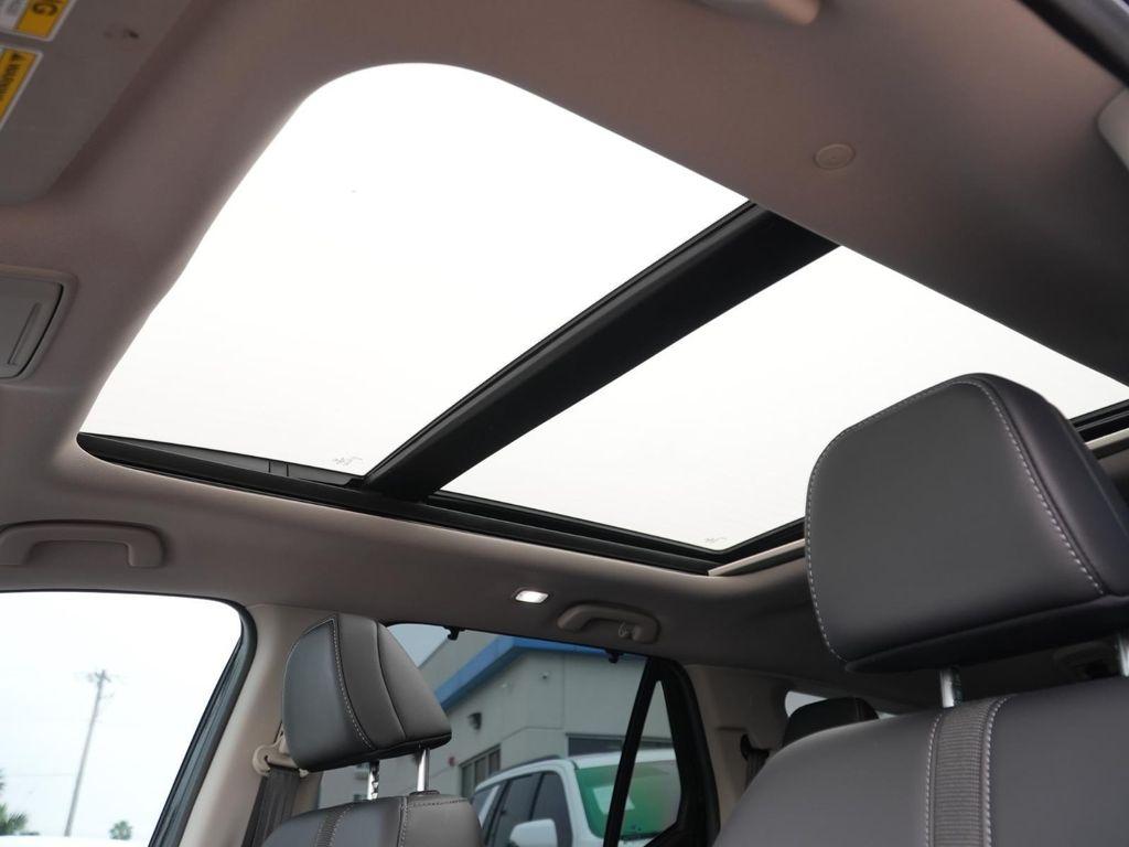 used 2025 Honda Pilot car, priced at $44,988