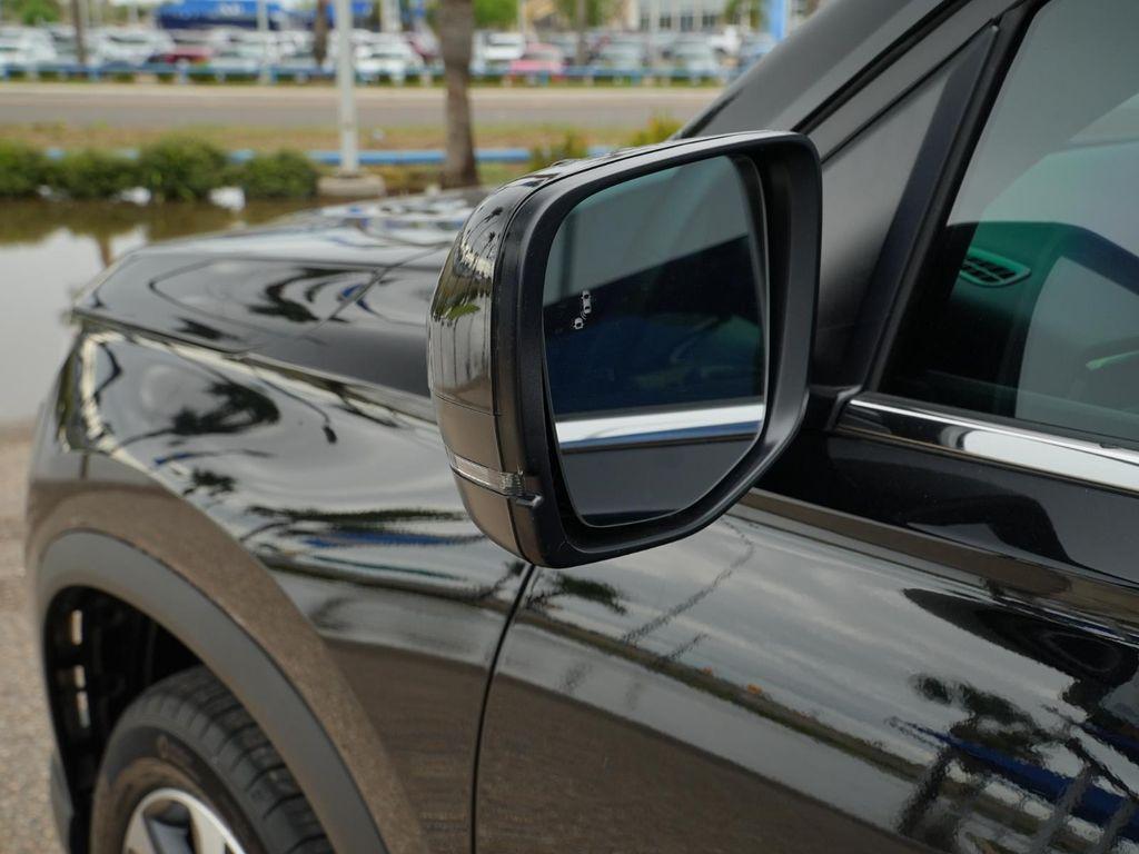 used 2025 Honda Pilot car, priced at $44,988