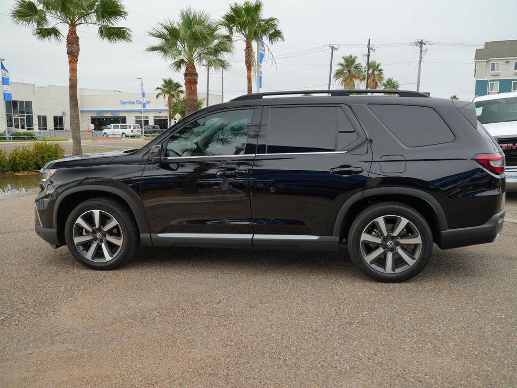 used 2025 Honda Pilot car, priced at $44,988