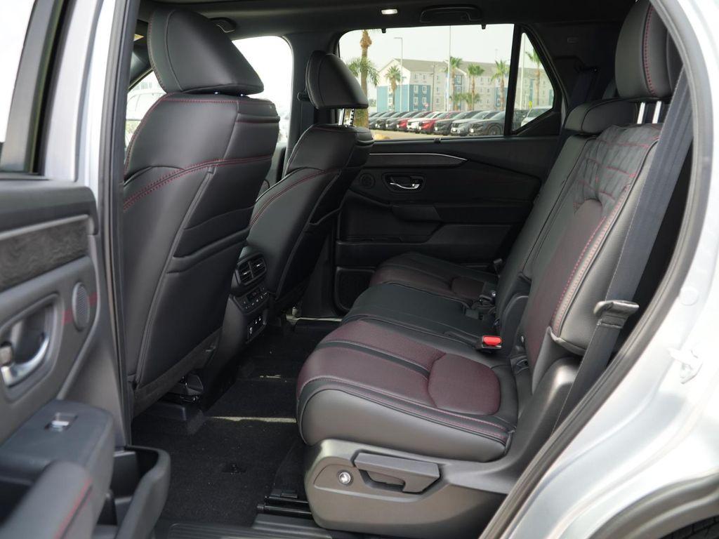 new 2026 Honda Pilot car, priced at $56,392