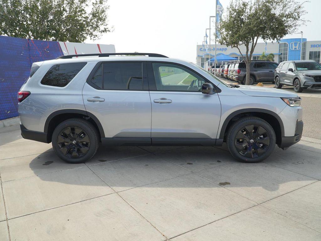 new 2026 Honda Pilot car, priced at $56,392