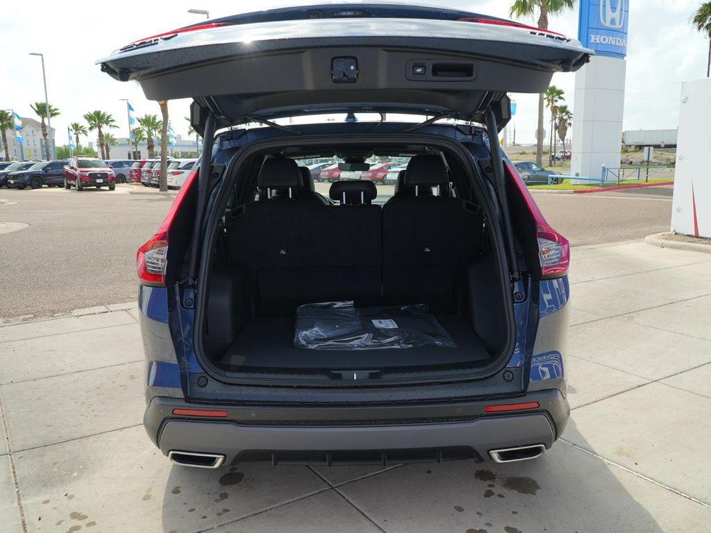 new 2026 Honda CR-V Hybrid car, priced at $39,596