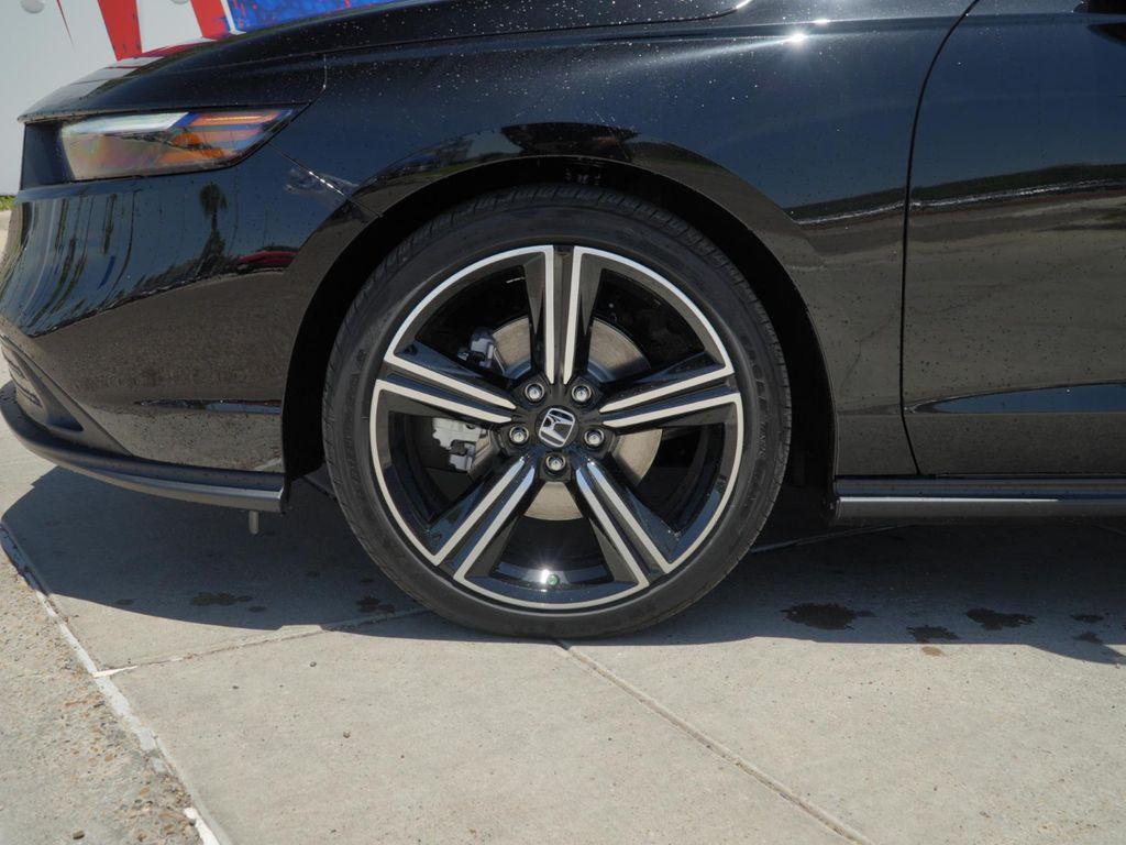 new 2026 Honda Accord Hybrid car, priced at $34,031