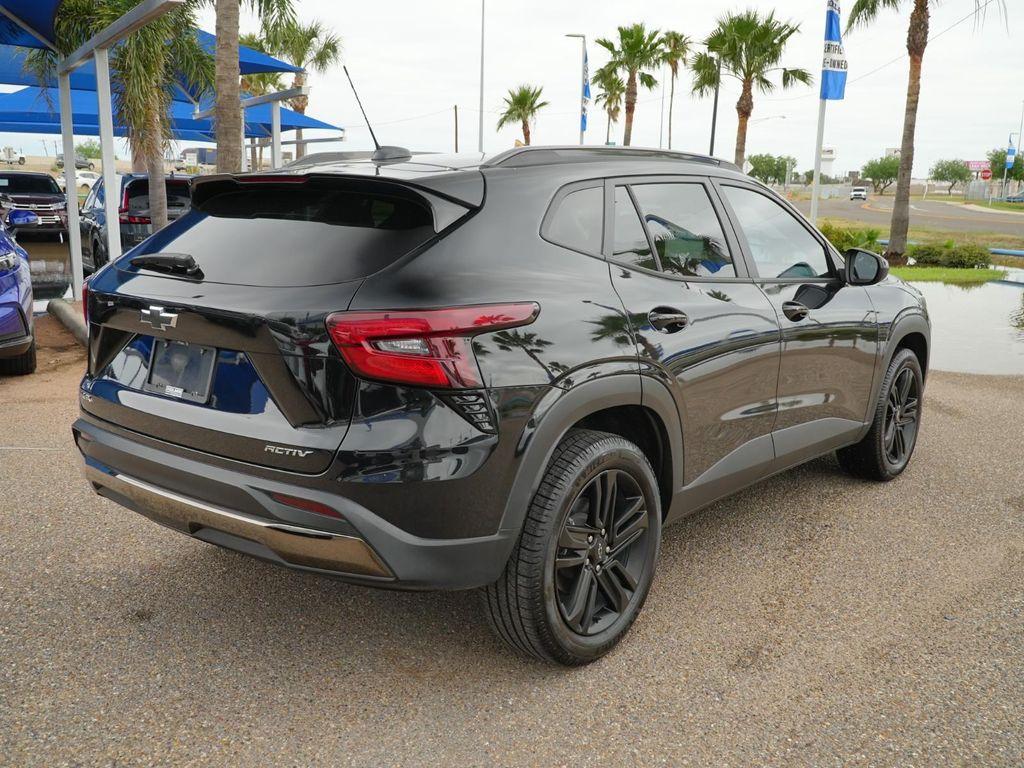 used 2024 Chevrolet Trax car, priced at $21,988