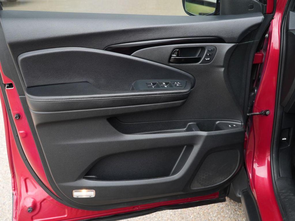 used 2023 Honda Passport car, priced at $31,088