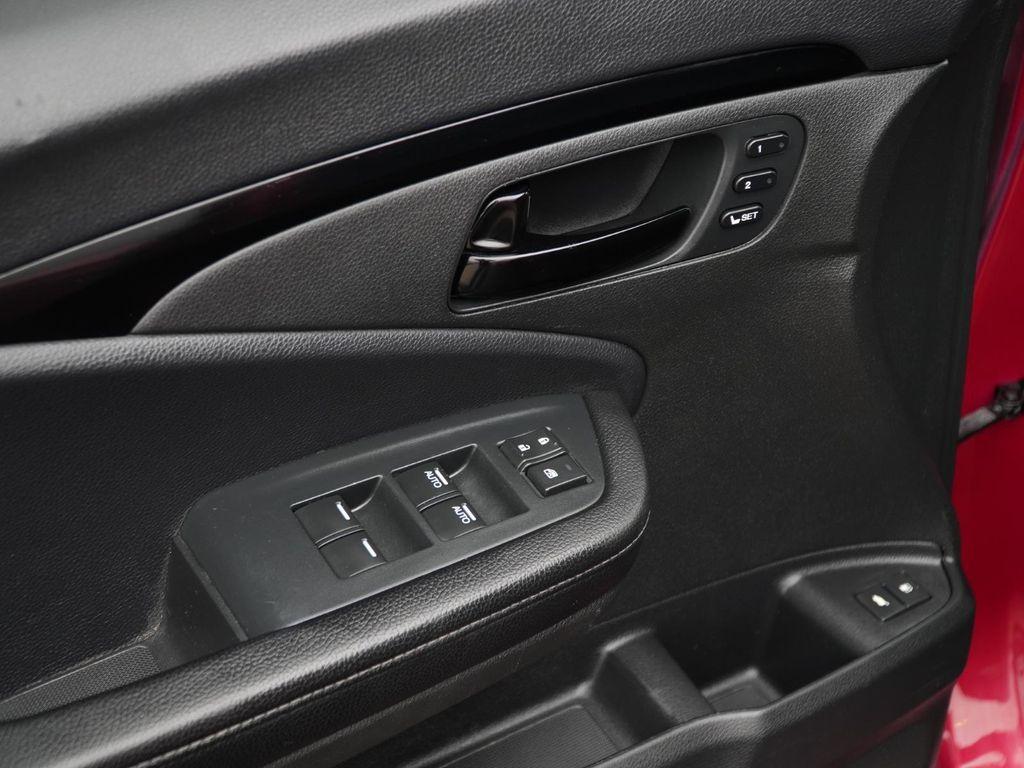 used 2023 Honda Passport car, priced at $31,088