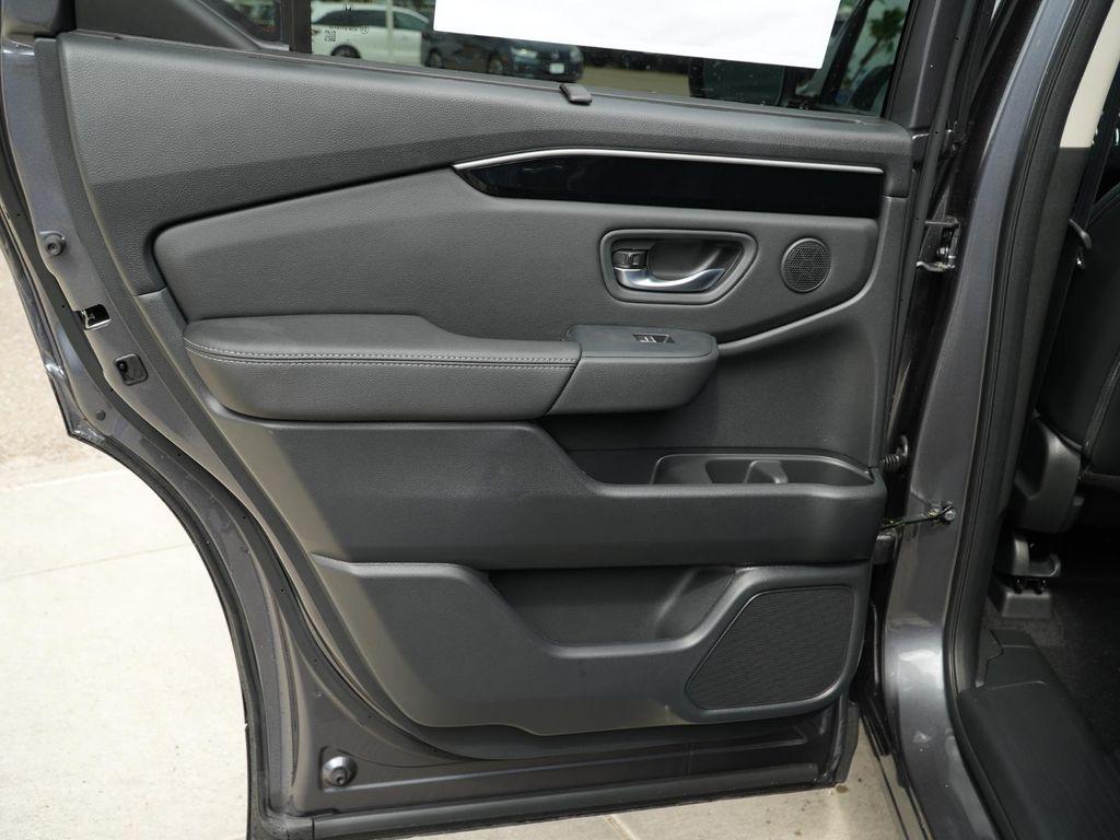 new 2026 Honda Pilot car, priced at $46,215