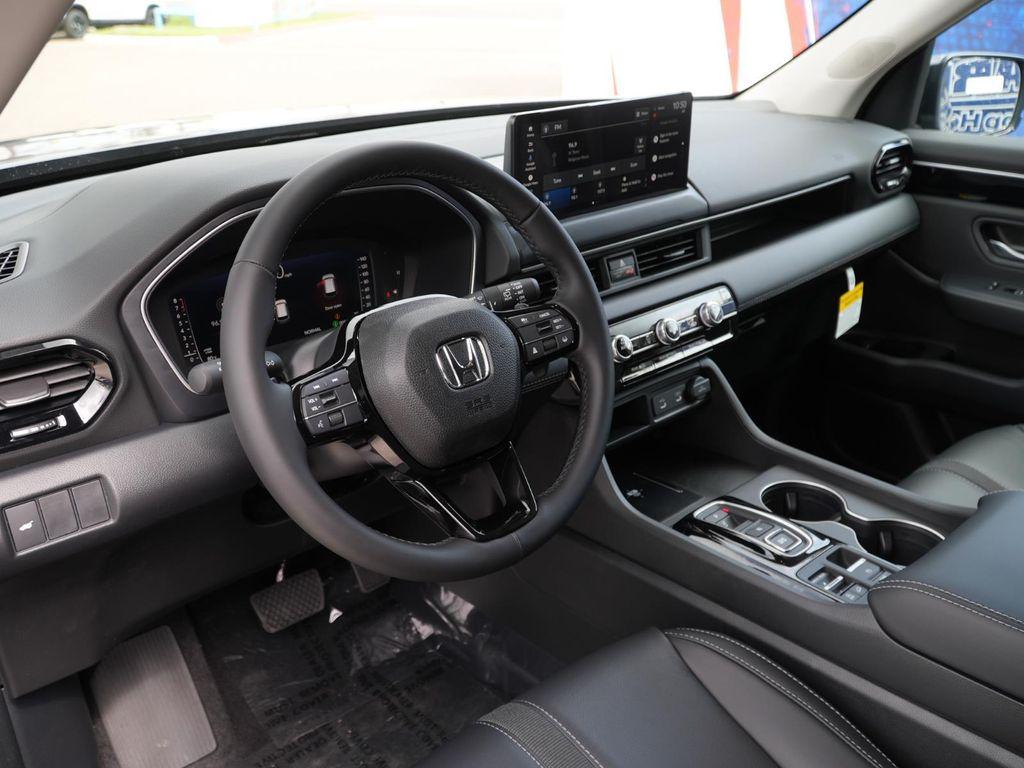 new 2026 Honda Pilot car, priced at $46,215