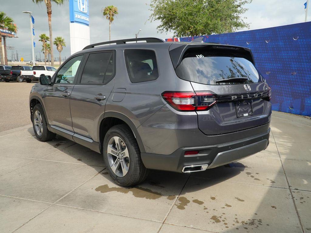 new 2026 Honda Pilot car, priced at $46,215