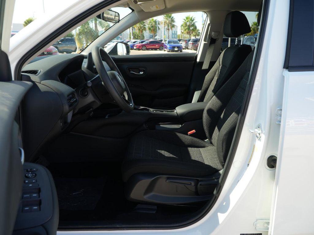 new 2026 Honda HR-V car, priced at $28,105