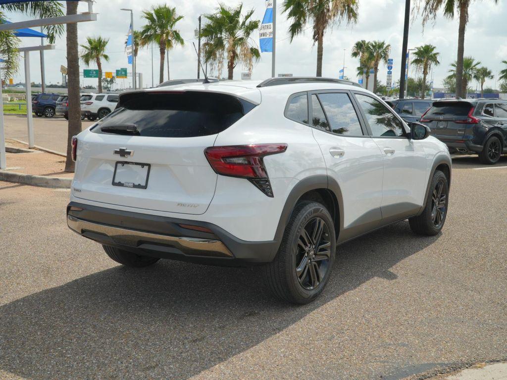 used 2025 Chevrolet Trax car, priced at $24,188
