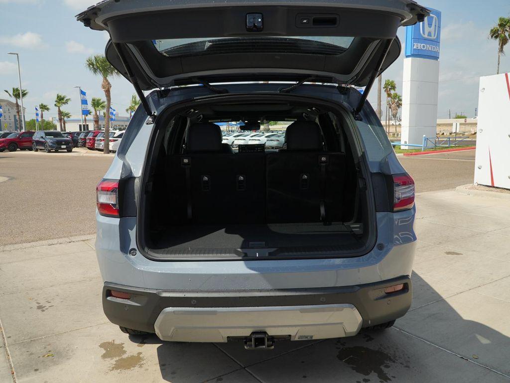 new 2026 Honda Pilot car, priced at $52,570