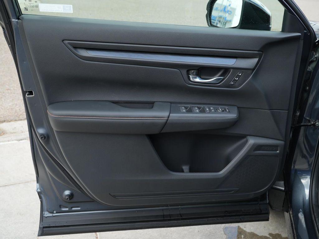 new 2026 Honda CR-V Hybrid car, priced at $41,066