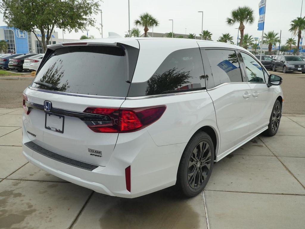 new 2026 Honda Odyssey car, priced at $44,236
