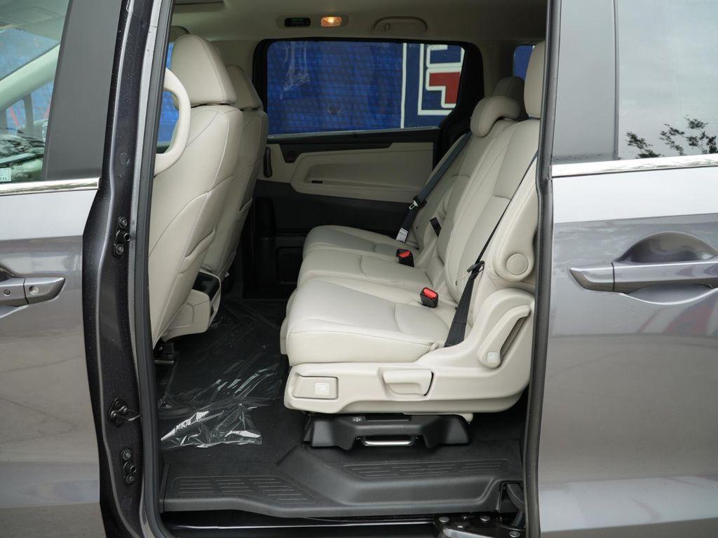 new 2026 Honda Odyssey car, priced at $43,732