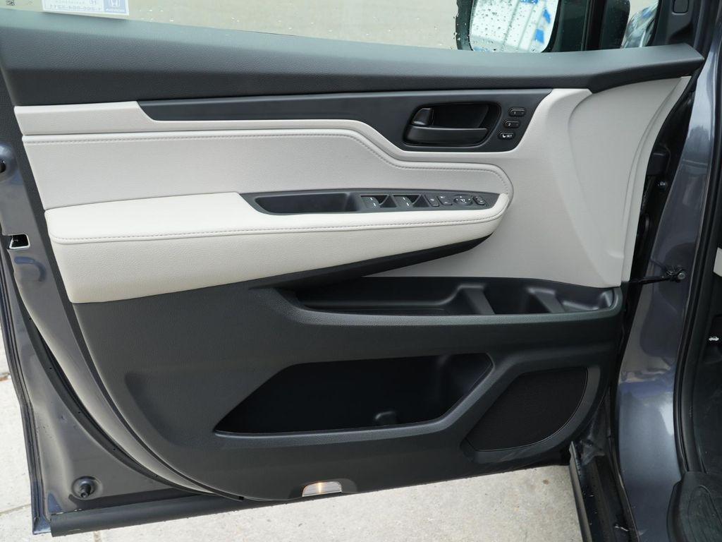 new 2026 Honda Odyssey car, priced at $43,732