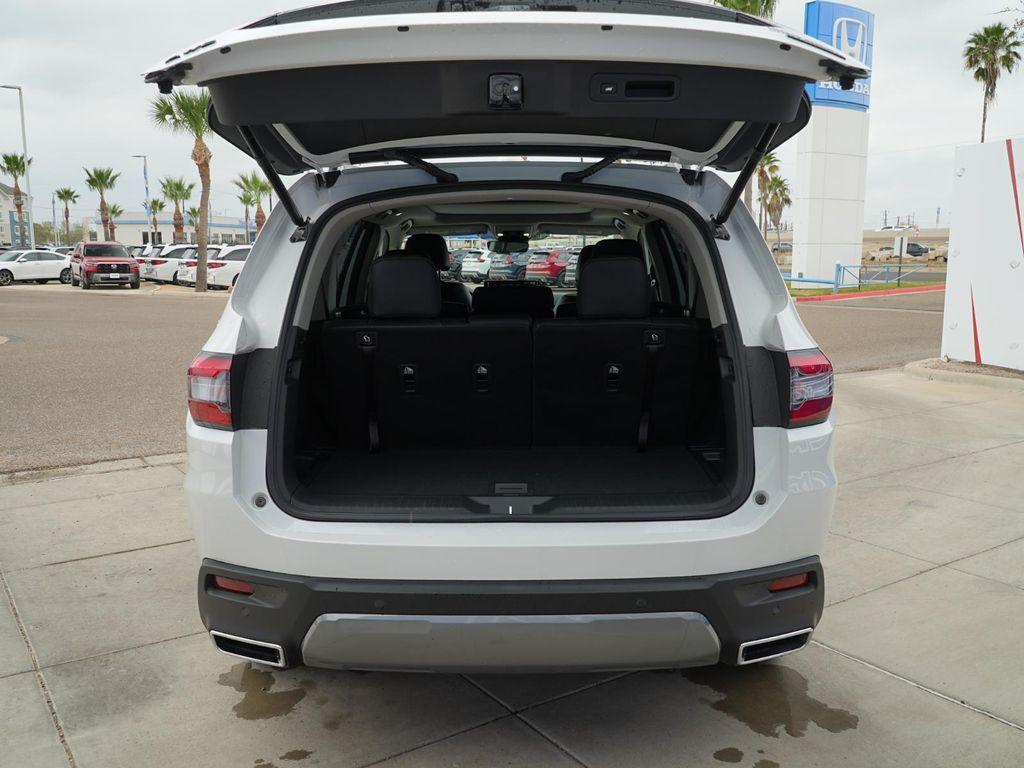 new 2026 Honda Pilot car, priced at $54,147