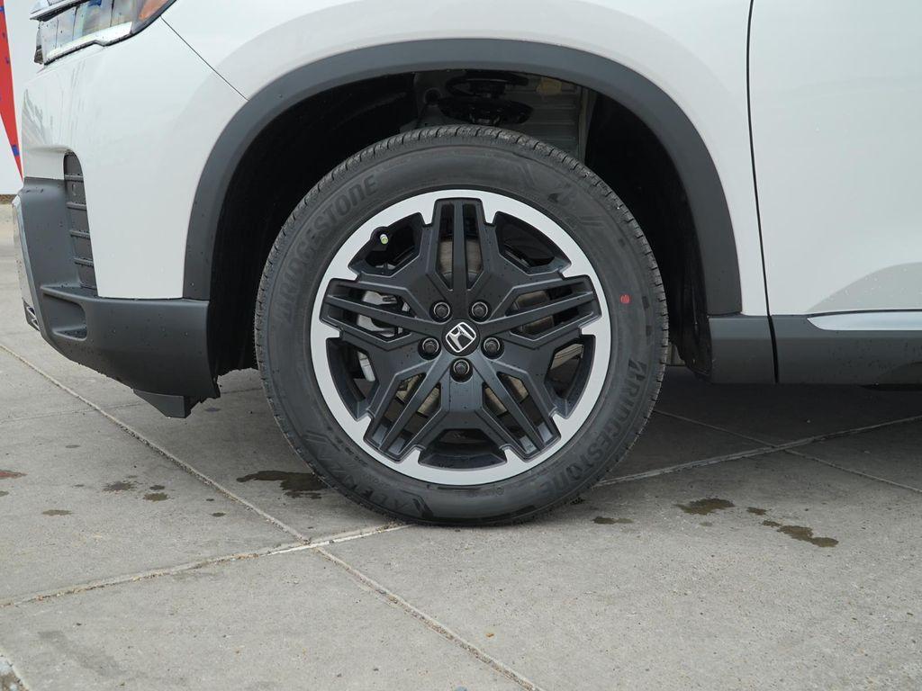 new 2026 Honda Pilot car, priced at $54,147