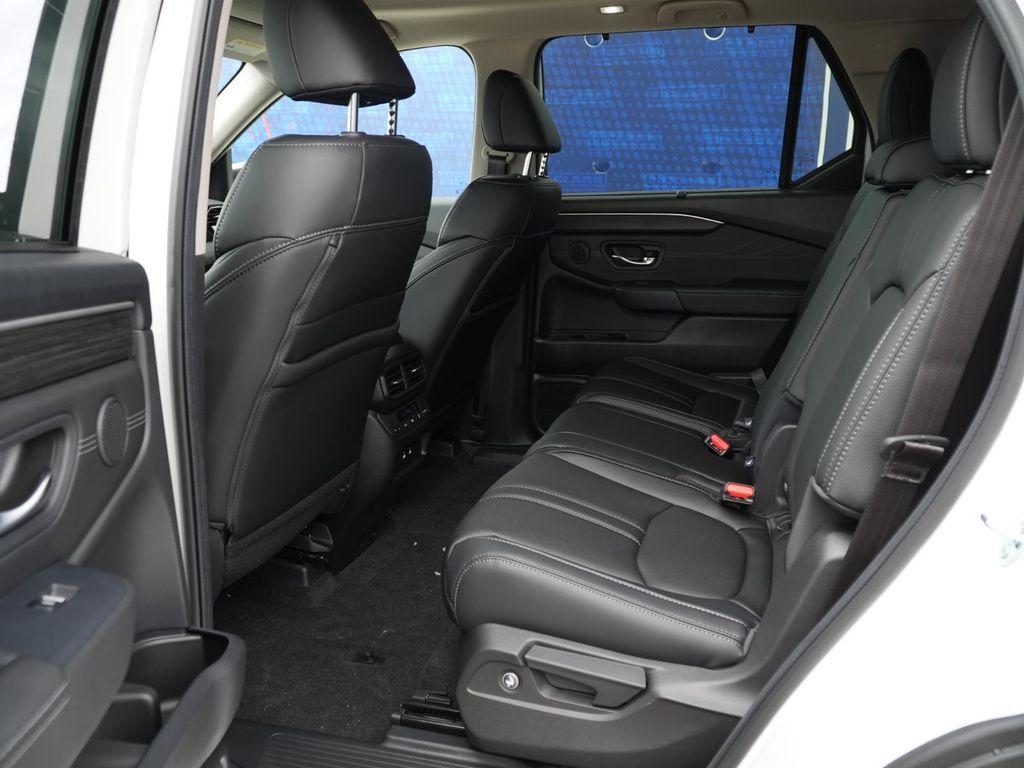 new 2026 Honda Pilot car, priced at $54,147