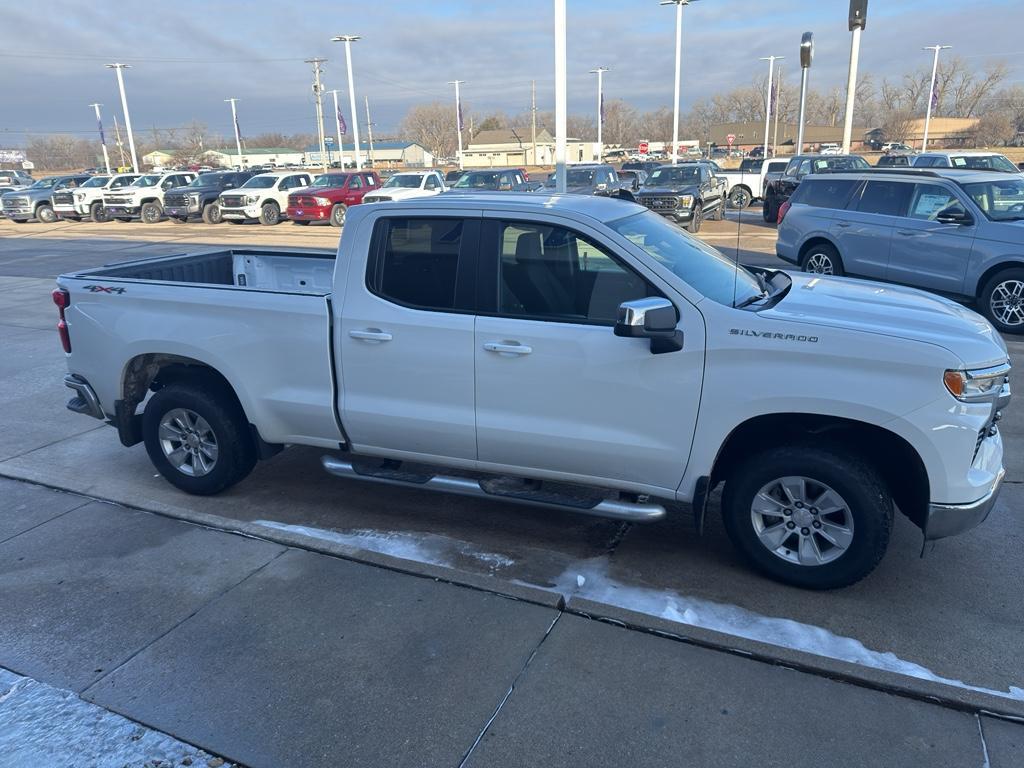 used 2022 Chevrolet Silverado 1500 car, priced at $27,850