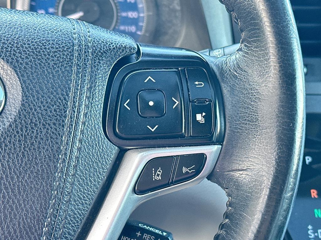 used 2018 Toyota Sienna car, priced at $25,550