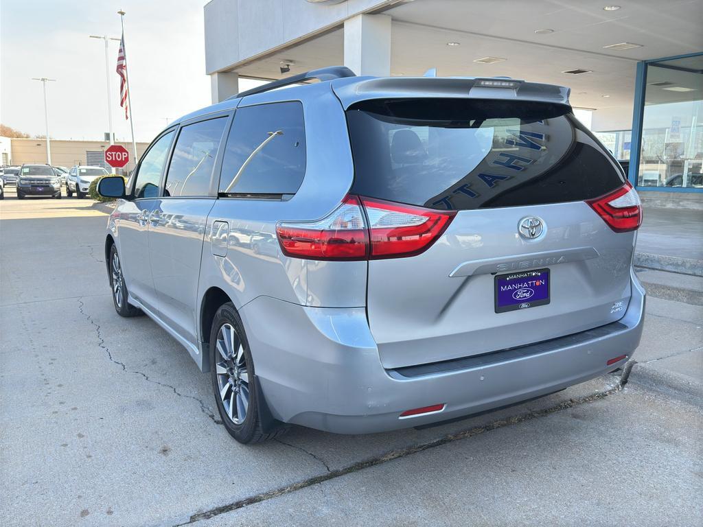 used 2018 Toyota Sienna car, priced at $25,550