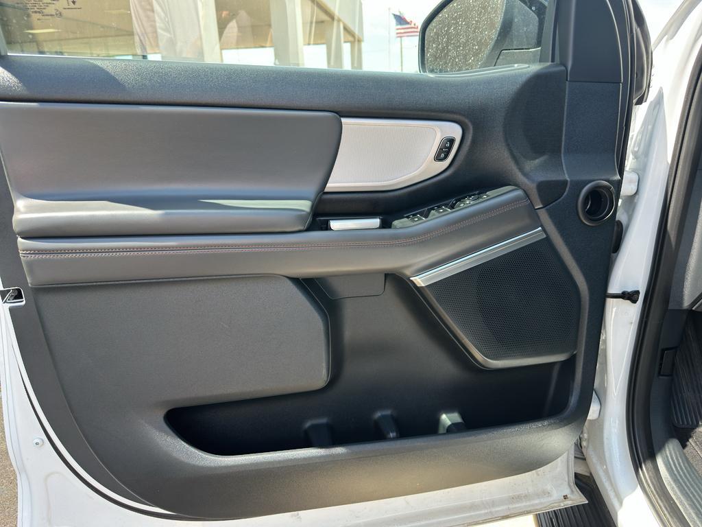 used 2025 Ford Expedition car, priced at $55,942