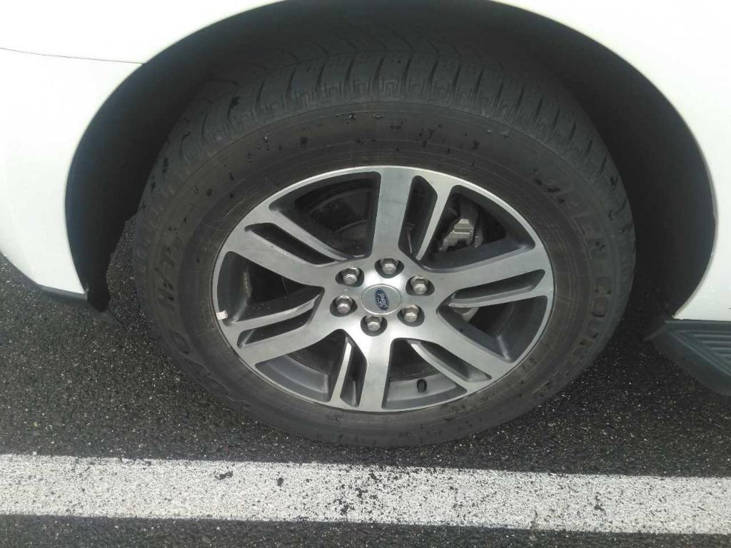 used 2024 Ford Expedition car, priced at $43,950