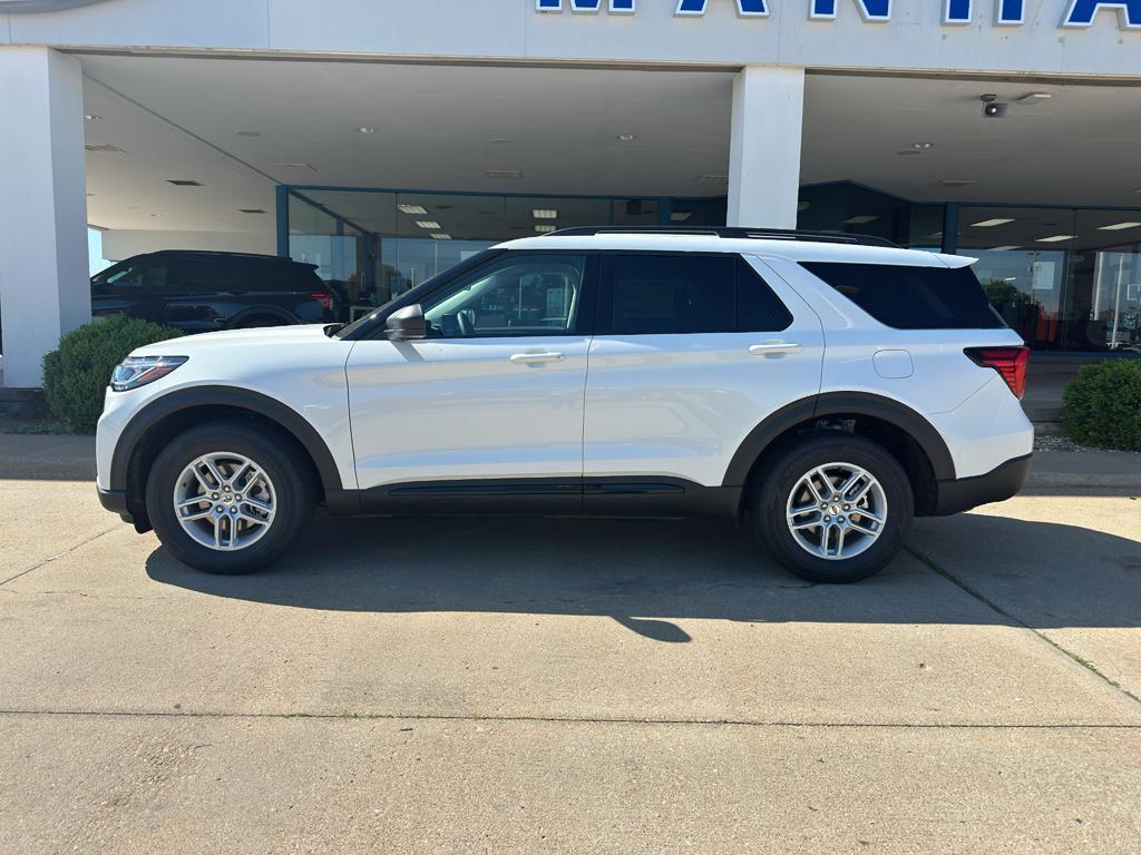 new 2026 Ford Explorer car, priced at $42,174