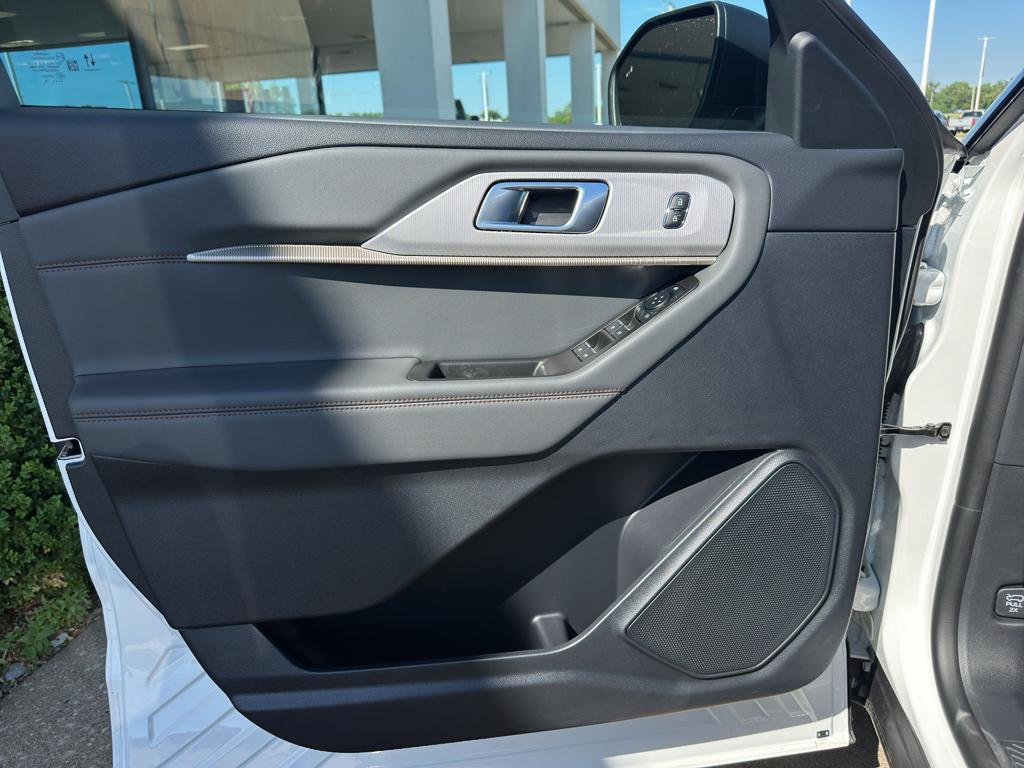 new 2026 Ford Explorer car, priced at $42,174